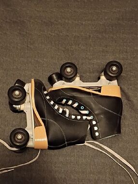 Candi Girl Roller Skates with Wood Heel Color